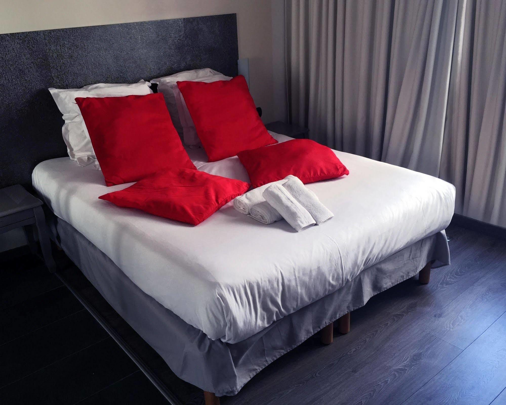 The Element Hotel Париж Екстериор снимка